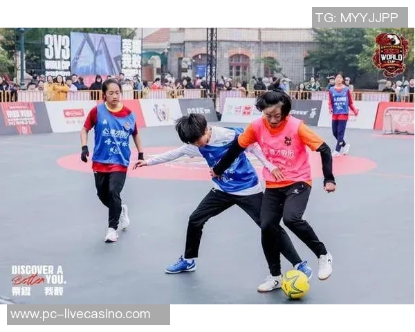 中国女子足球队奋勇拼搏展现风采力争在国际赛场上再创辉煌